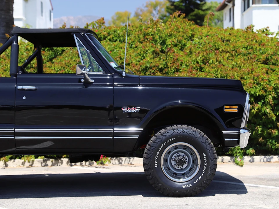 1972 GMC Jimmy 1st Gen - Image 14 of 31