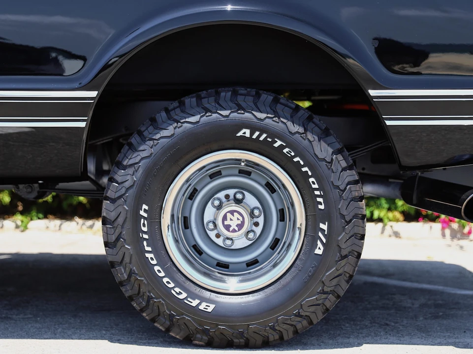 1972 GMC Jimmy 1st Gen - Image 19 of 31