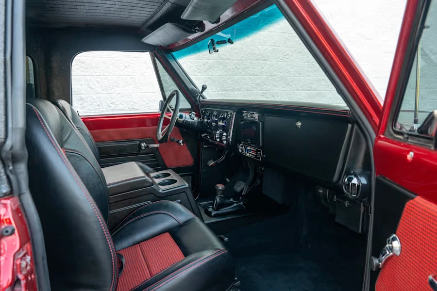 1972 GMC Jimmy 1st Gen - Image 27 of 31
