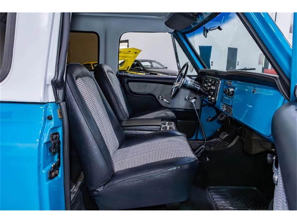 1972 GMC Jimmy 1st Gen - Image 30 of 31
