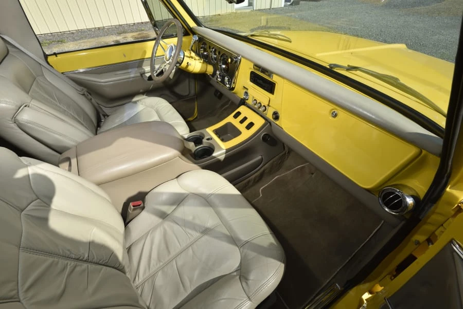 1972 GMC Jimmy 1st Gen - Image 20 of 28