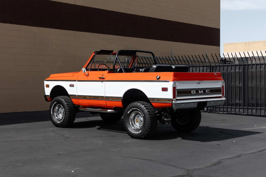 1972 GMC Jimmy 1st Gen - Image 9 of 31
