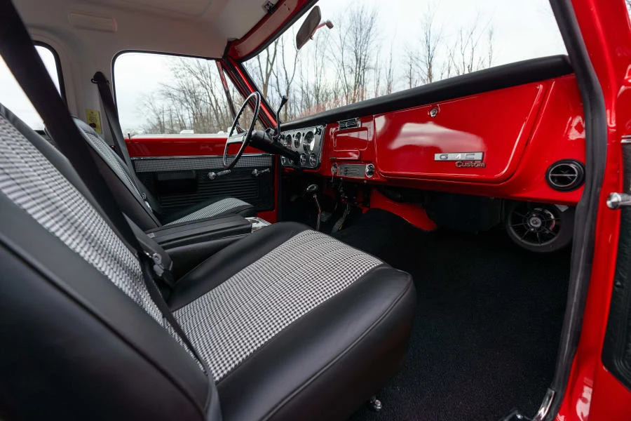 1972 GMC Jimmy 1st Gen - Image 19 of 26