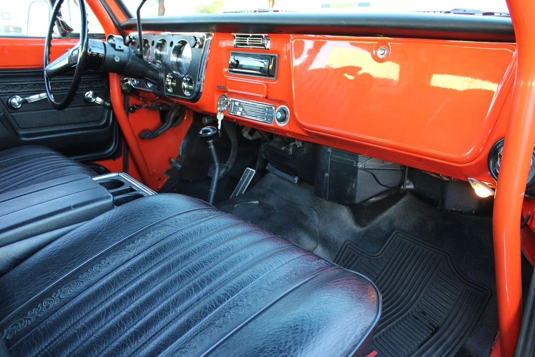 1972 GMC Jimmy 1st Gen - Image 30 of 31
