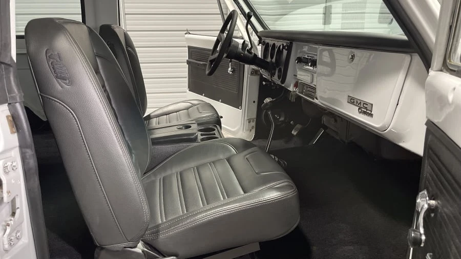 1972 GMC Jimmy 1st Gen - Image 6 of 11