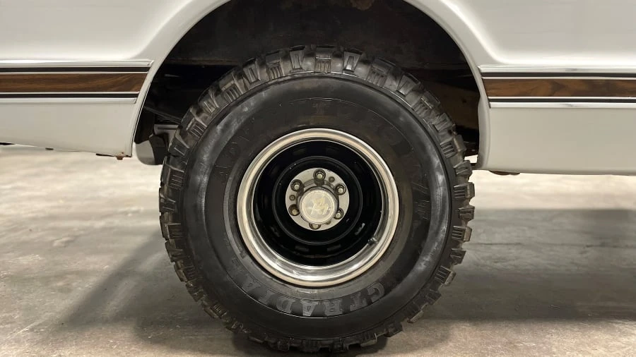 1972 GMC Jimmy 1st Gen - Image 3 of 11