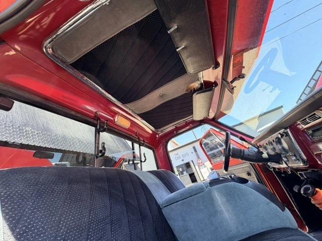 1972 GMC - Image 13 of 21