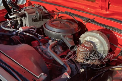 1972 GMC Suburban 6th Gen - Image 2 of 21