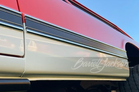 1972 GMC Suburban 6th Gen - Image 18 of 21