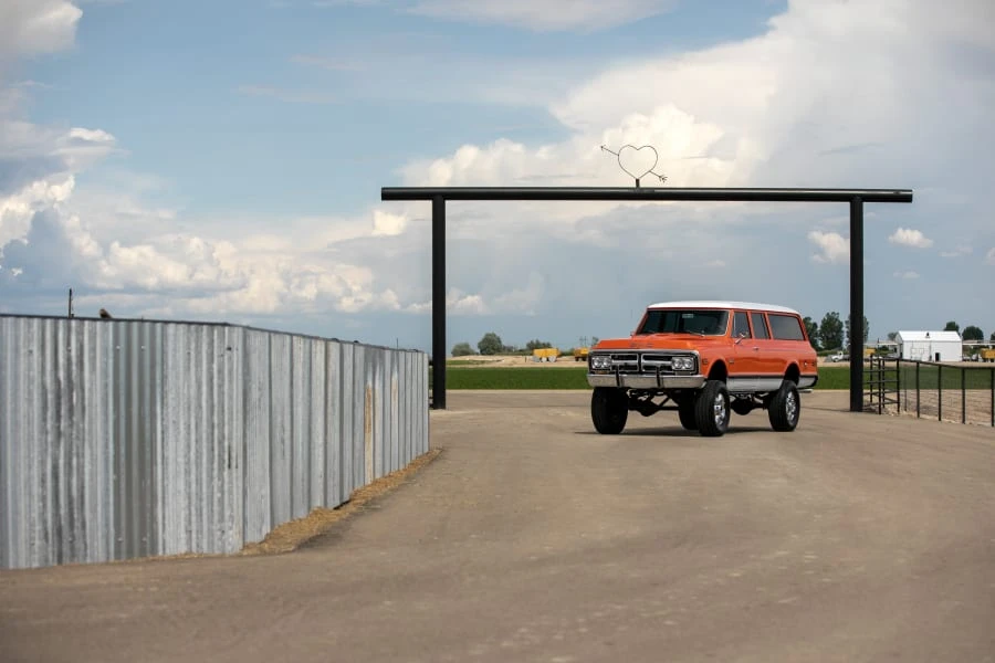 1972 GMC Suburban 6th Gen - Image 11 of 31