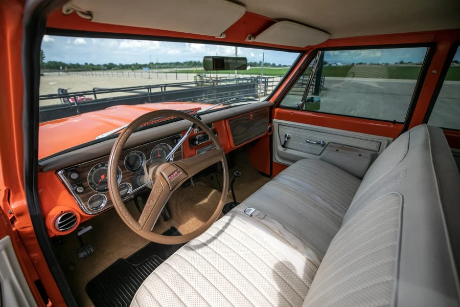 1972 GMC Suburban 6th Gen - Image 31 of 31