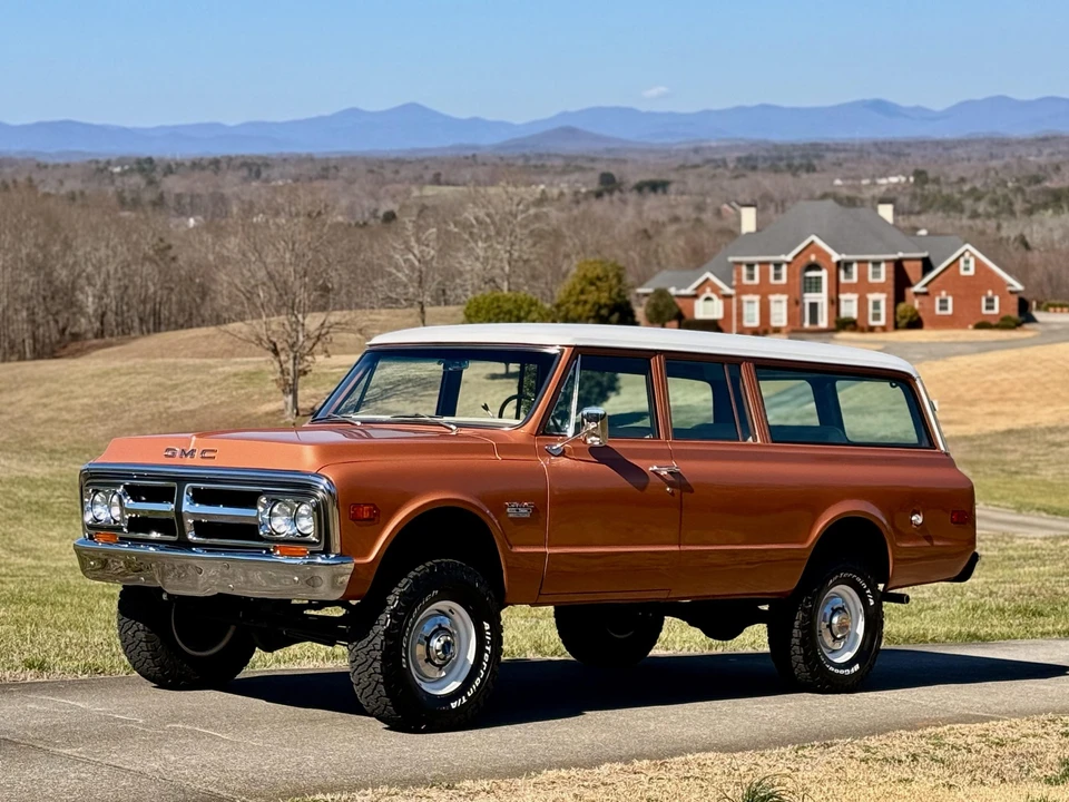 1972 GMC Suburban 6th Gen - Image 6 of 31
