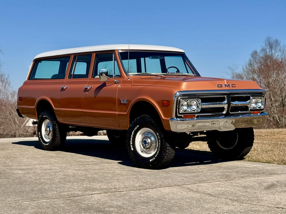 1972 GMC Suburban 6th Gen - Image 21 of 31