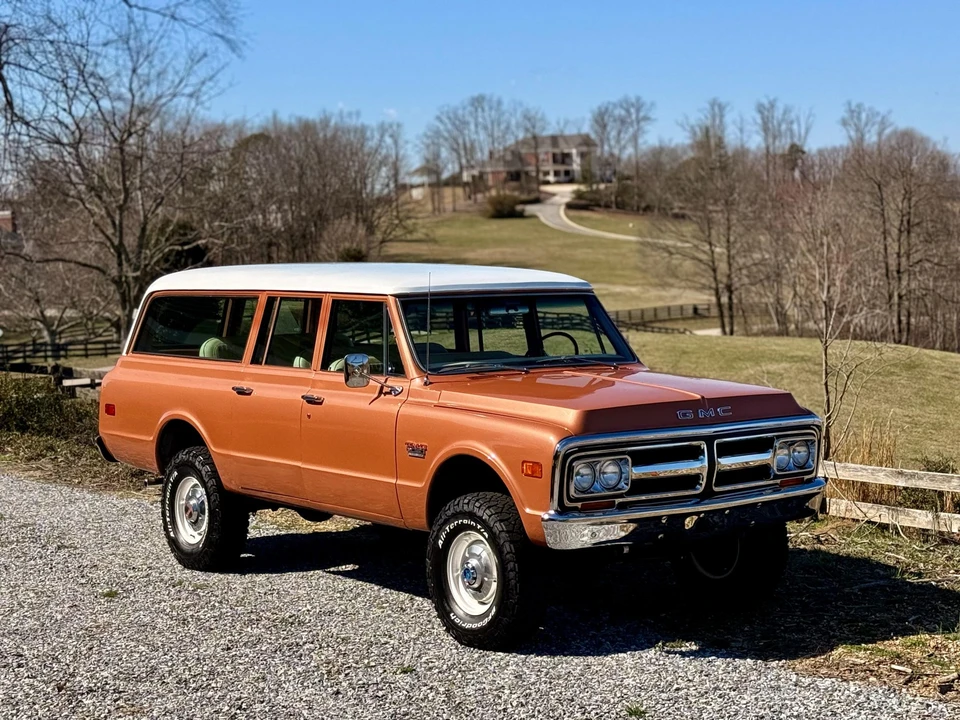 1972 GMC Suburban 6th Gen - Image 23 of 31