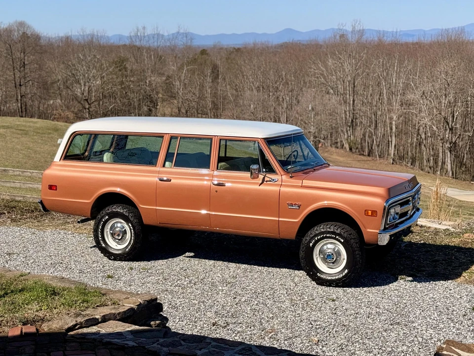 1972 GMC Suburban 6th Gen - Image 27 of 31
