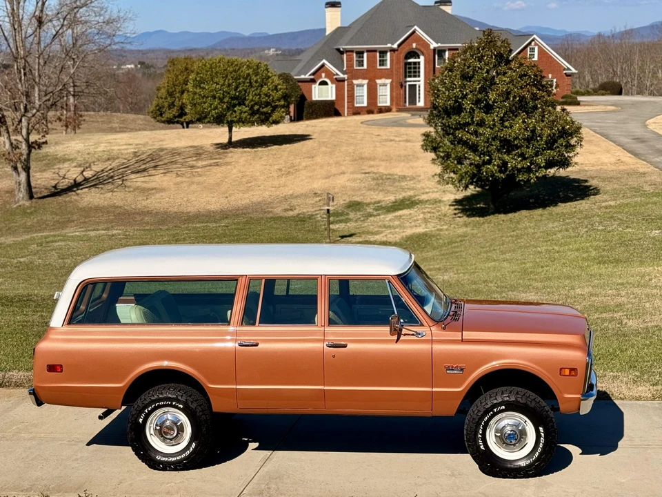 1972 GMC Suburban 6th Gen - Image 30 of 31