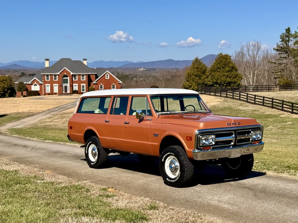 1972 GMC Suburban 6th Gen - Image 20 of 31