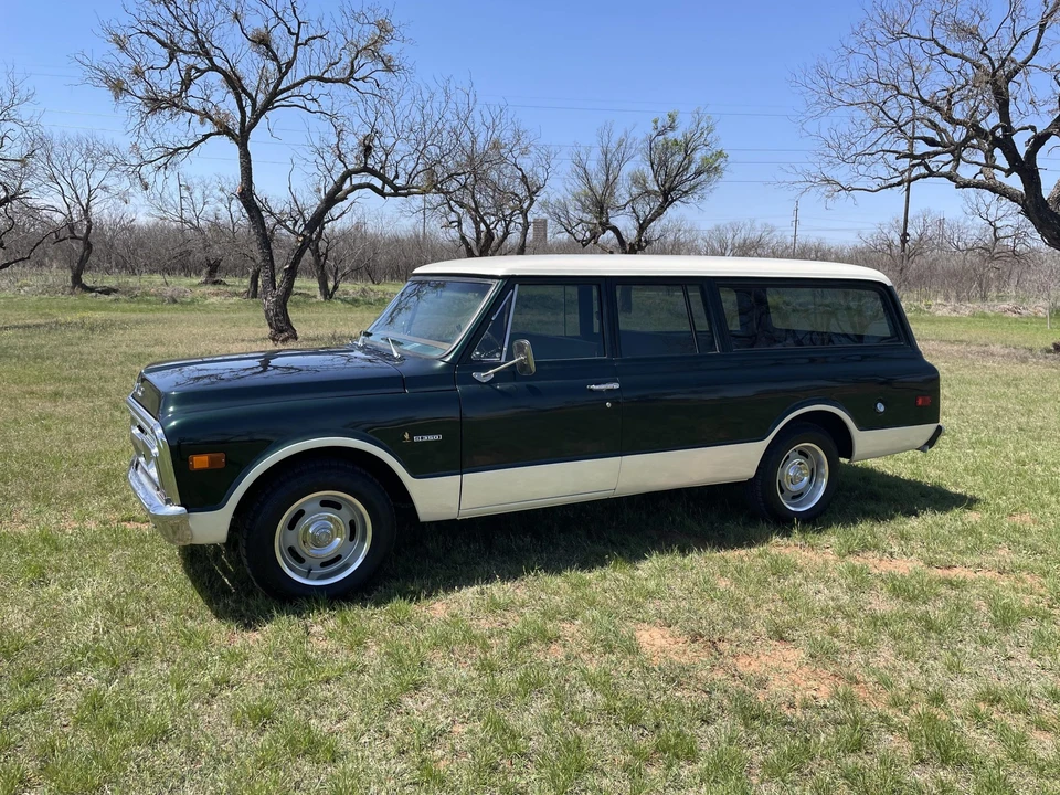 1972 GMC Suburban 6th Gen - Image 6 of 31