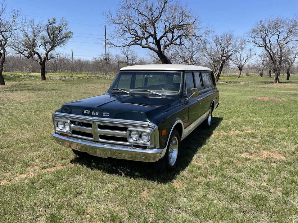 1972 GMC Suburban 6th Gen - Image 2 of 31