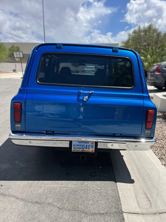 1972 GMC Suburban 6th Gen - Image 6 of 21