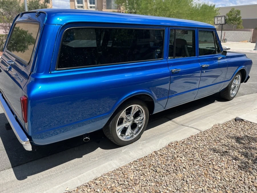 1972 GMC Suburban 6th Gen - Image 2 of 21