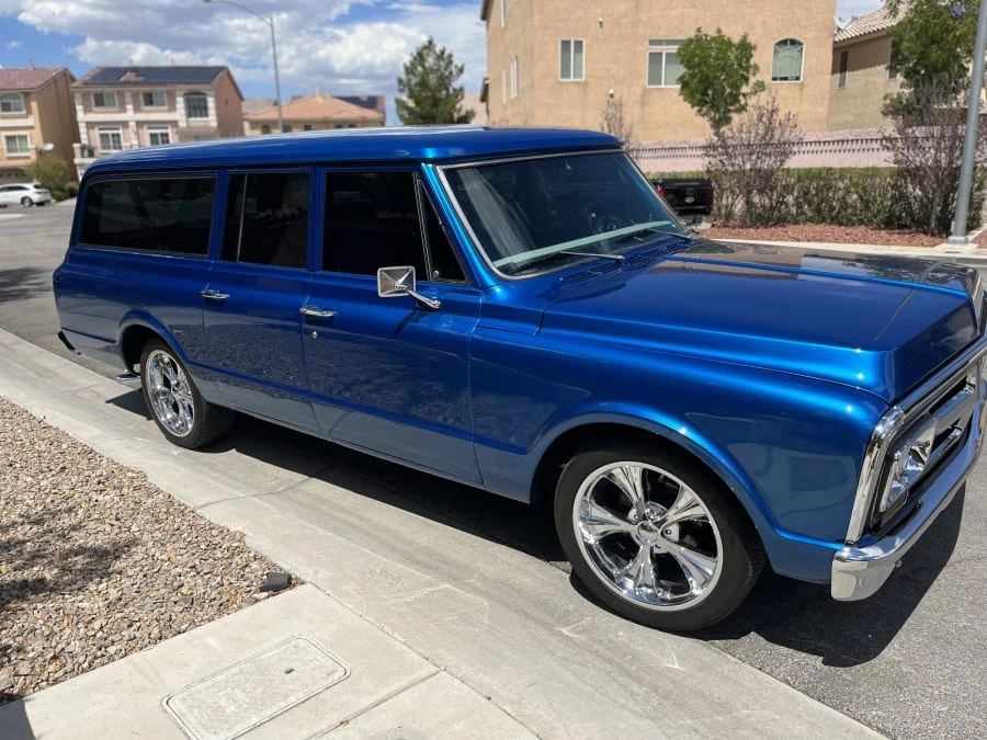 1972 GMC Suburban 6th Gen - Image 5 of 21