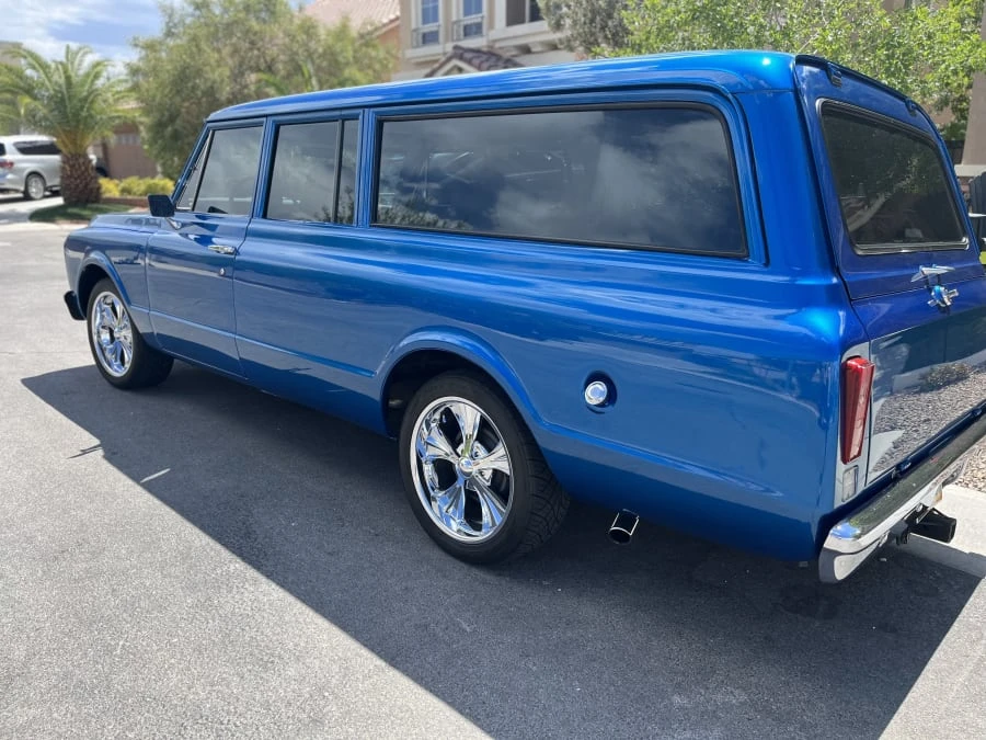 1972 GMC Suburban 6th Gen - Image 3 of 21