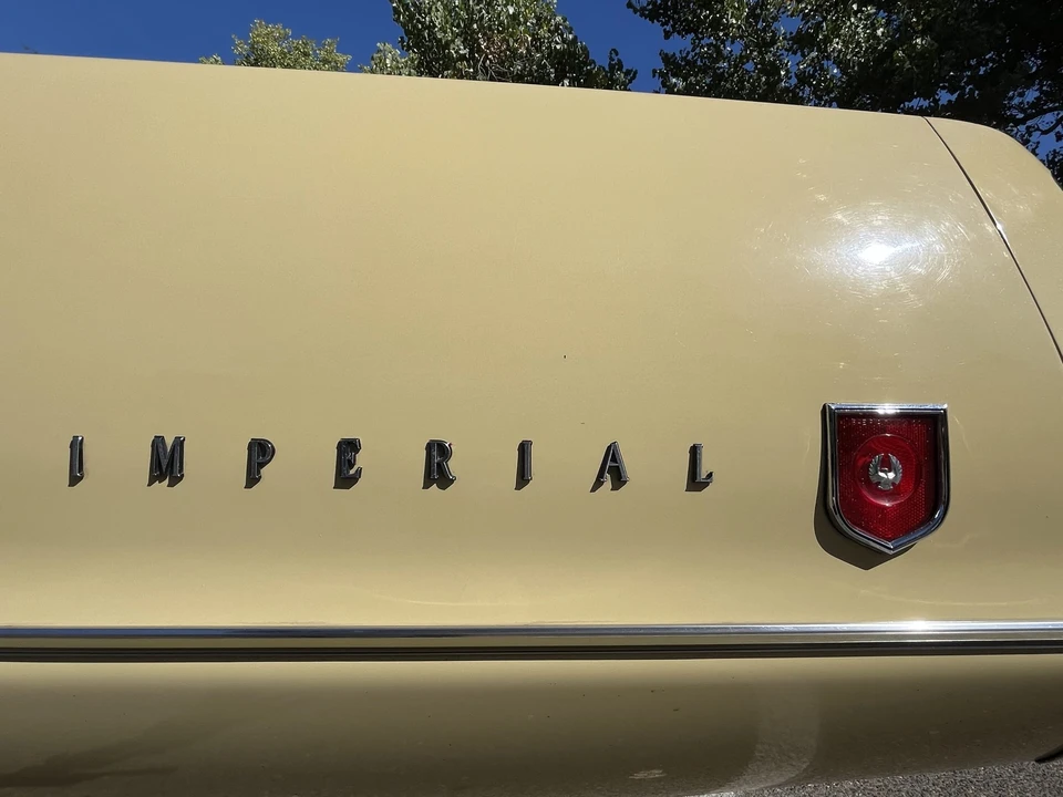 1972 Chrysler LeBaron - Image 26 of 31