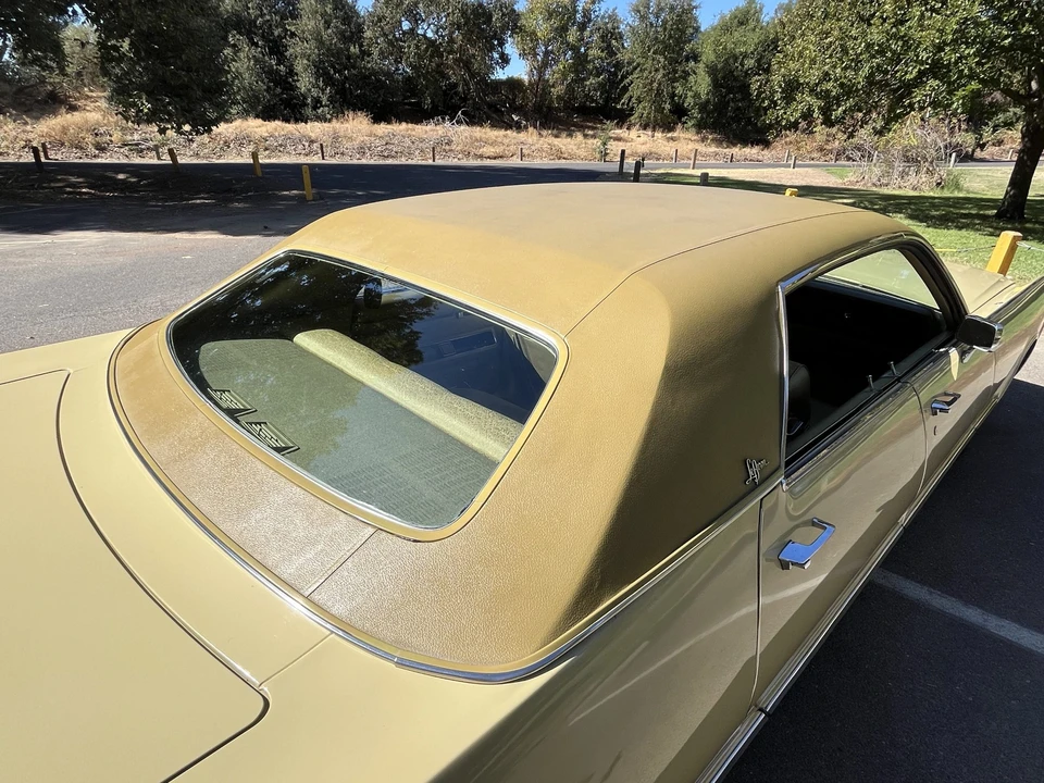 1972 Chrysler LeBaron - Image 21 of 31