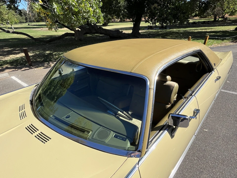 1972 Chrysler LeBaron - Image 19 of 31