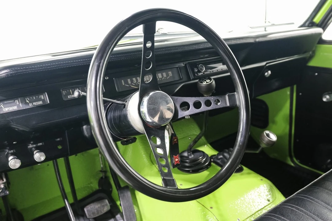 1972 International - Image 12 of 21