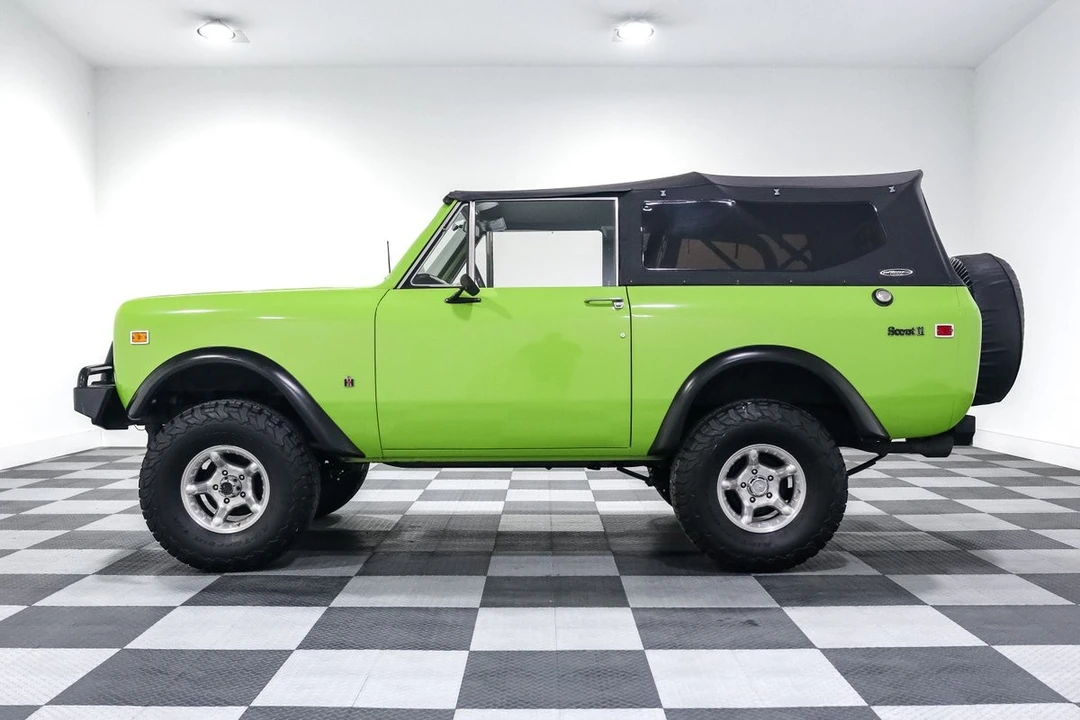 1972 International - Image 4 of 21