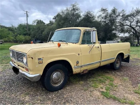 1972 International 1210 Camper Special