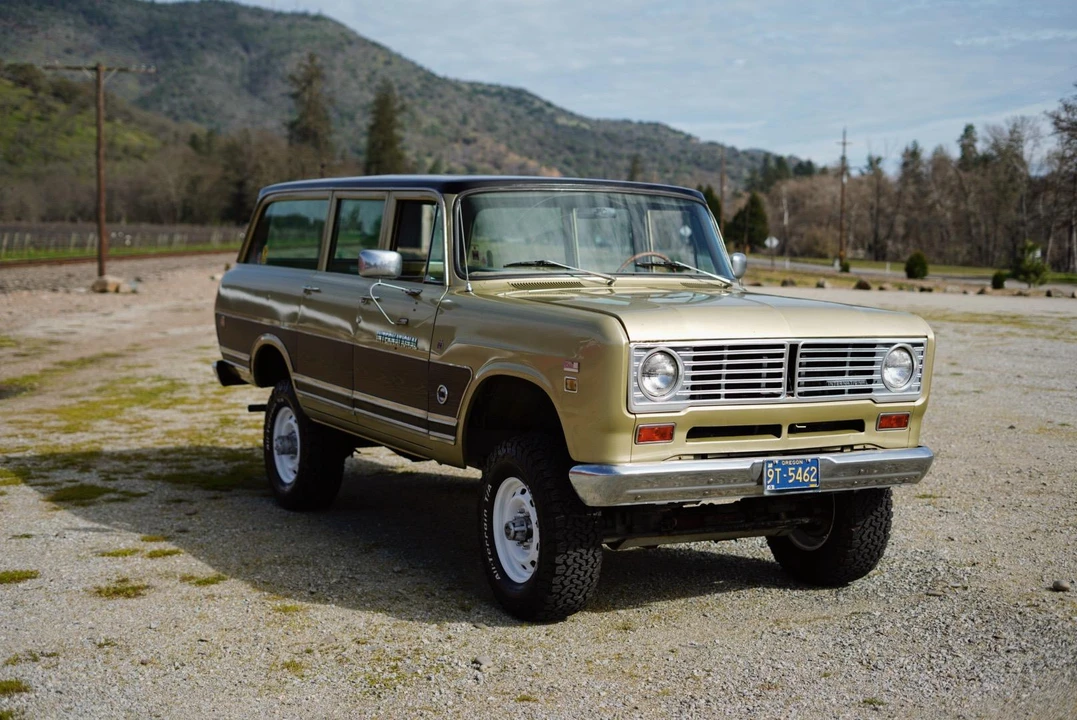 1972 International Harvester Travelall - Image 9 of 31