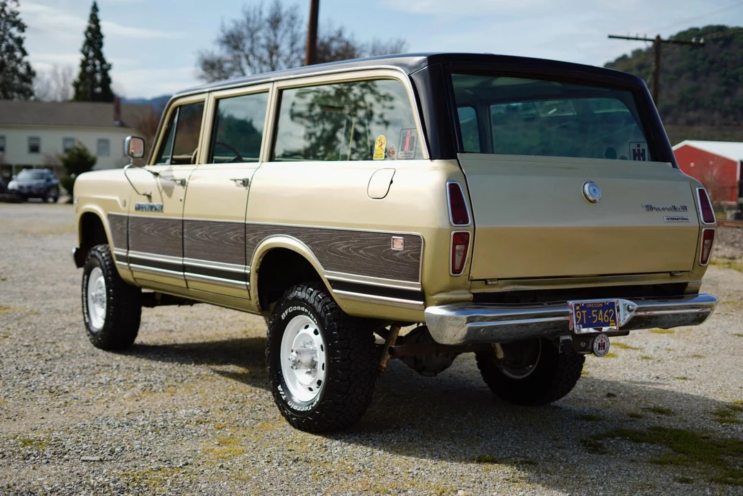 1972 International Harvester Travelall - Image 4 of 31
