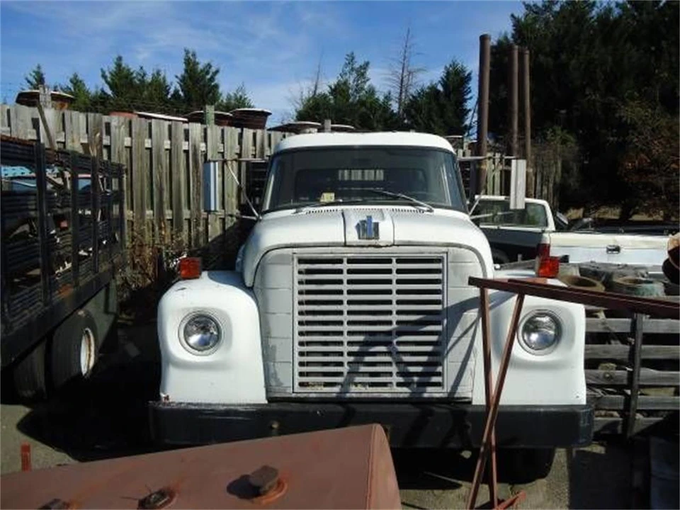 1972 International - Image 7 of 11