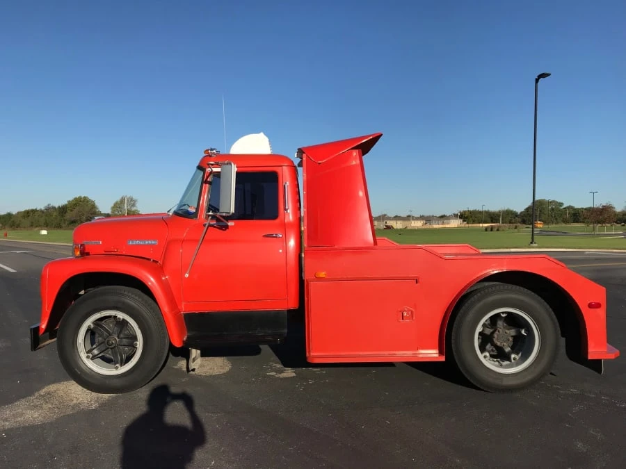 1972 International Harvester Loadstar - Image 2 of 12