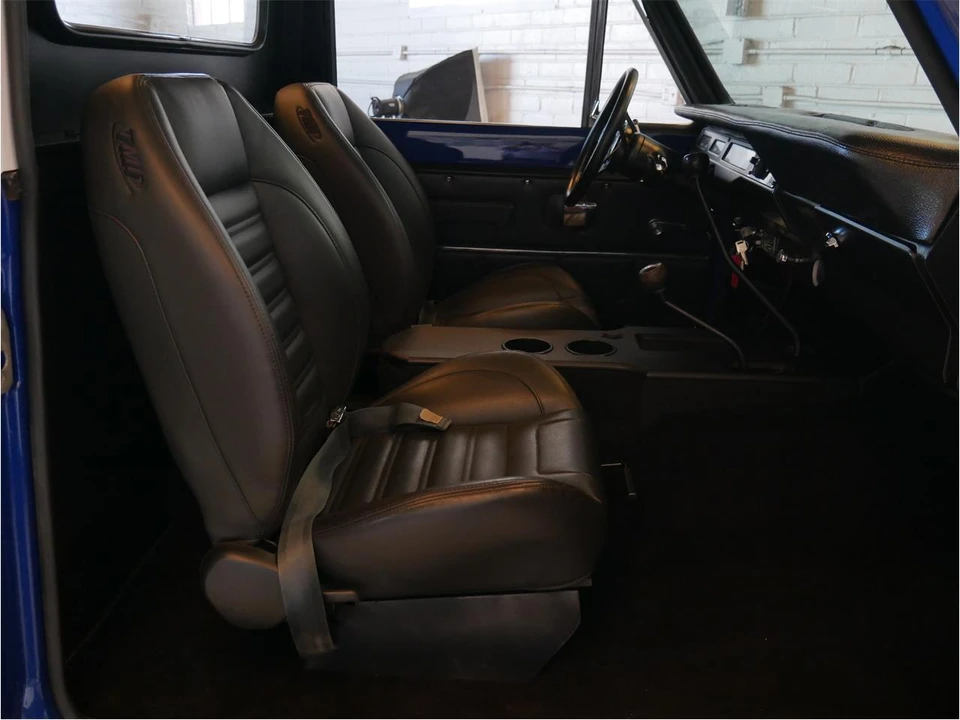 1972 International - Image 18 of 31