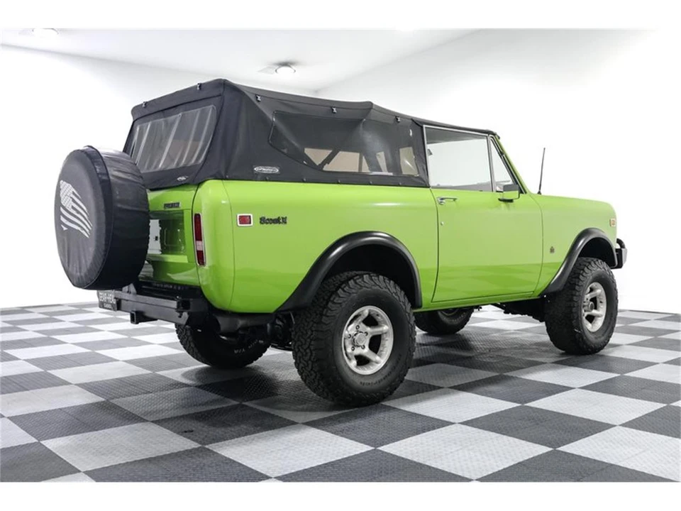 1972 International - Image 7 of 27