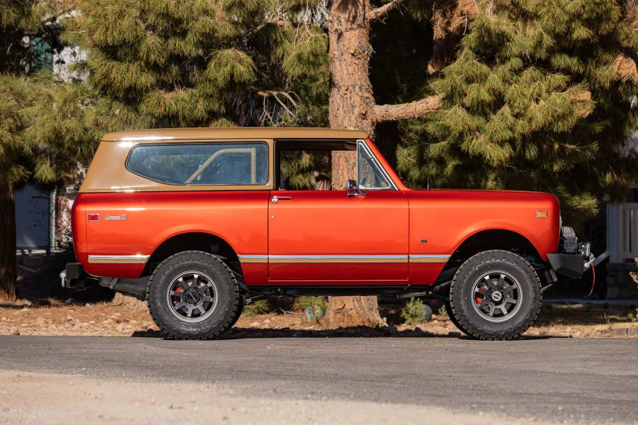 1972 International - Image 2 of 31