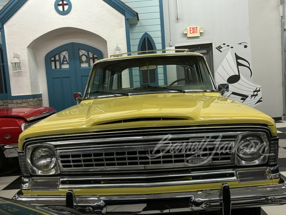 1972 Jeep SJ Wagoneer - Image 12 of 31