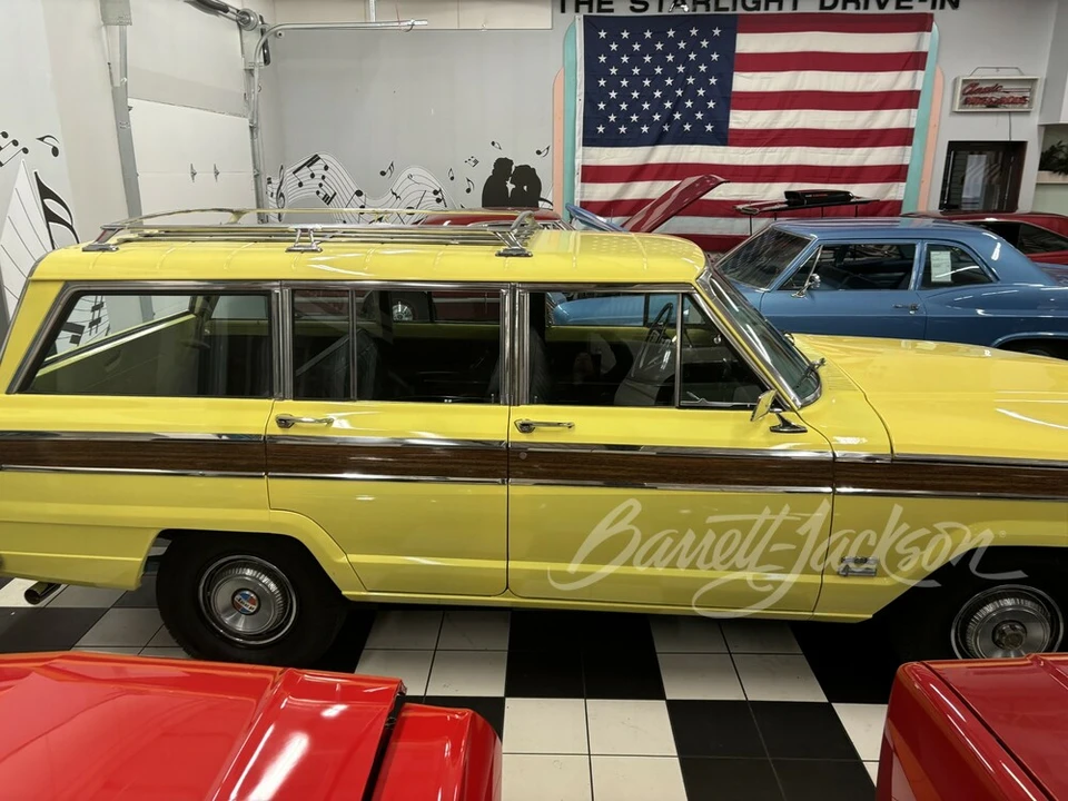 1972 Jeep SJ Wagoneer - Image 17 of 31