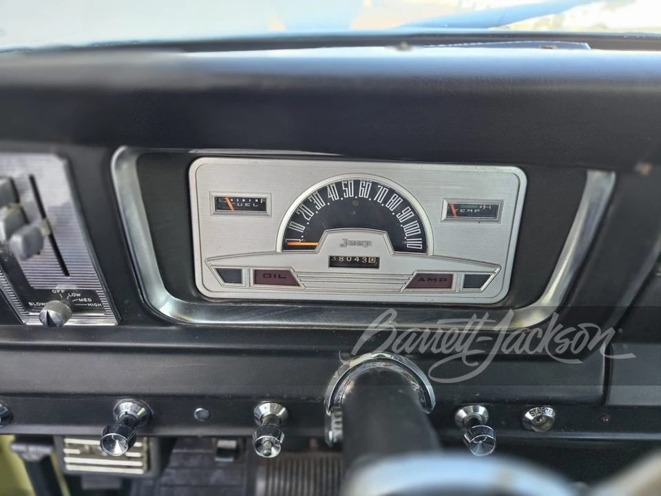 1972 Jeep SJ Wagoneer - Image 6 of 12