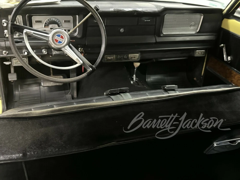 1972 Jeep SJ Wagoneer - Image 20 of 31