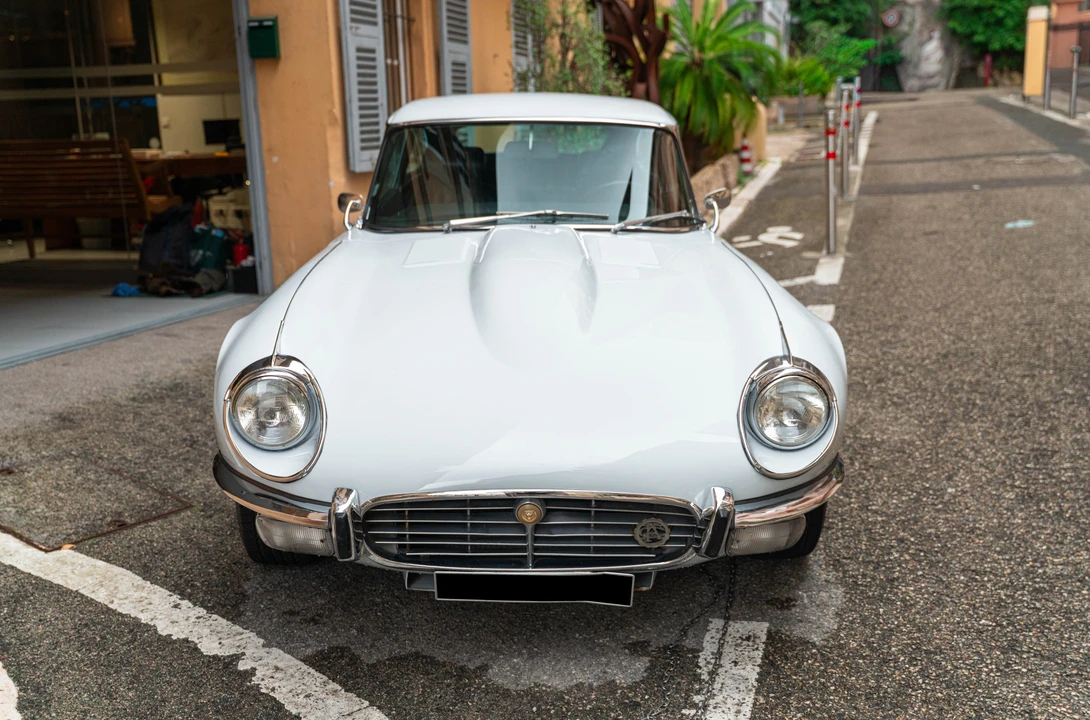 1972 Jaguar E-Type Series 3 V12 2+2 - Image 2 of 31