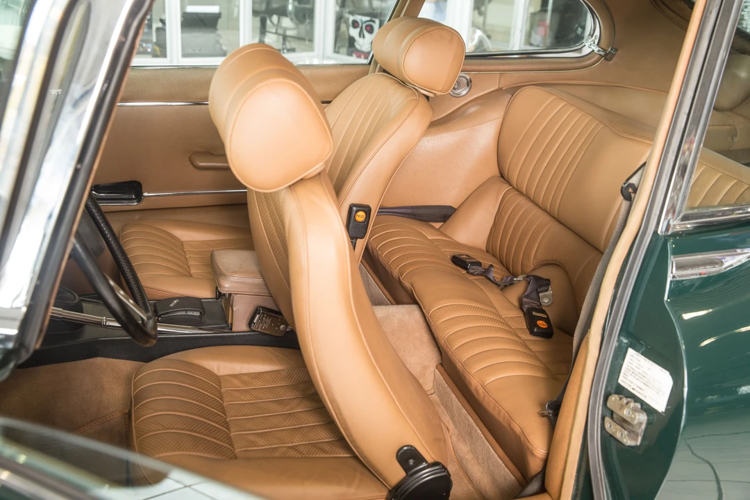 1972 Jaguar E-Type Series 3 V12 2+2 - Image 6 of 10
