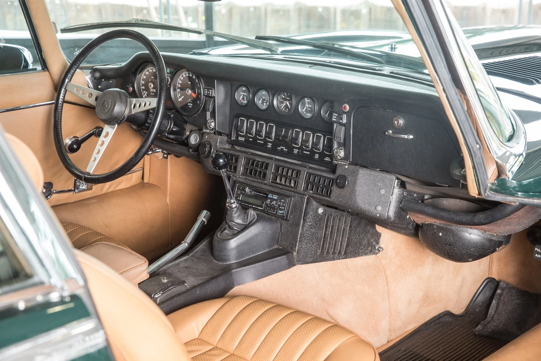 1972 Jaguar E-Type Series 3 V12 2+2 - Image 3 of 10