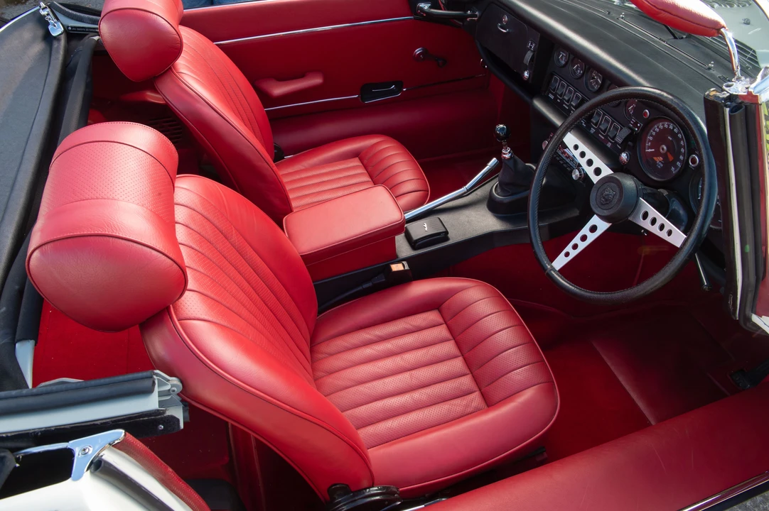 1972 Jaguar E-Type Series 3 V12 - Image 2 of 31