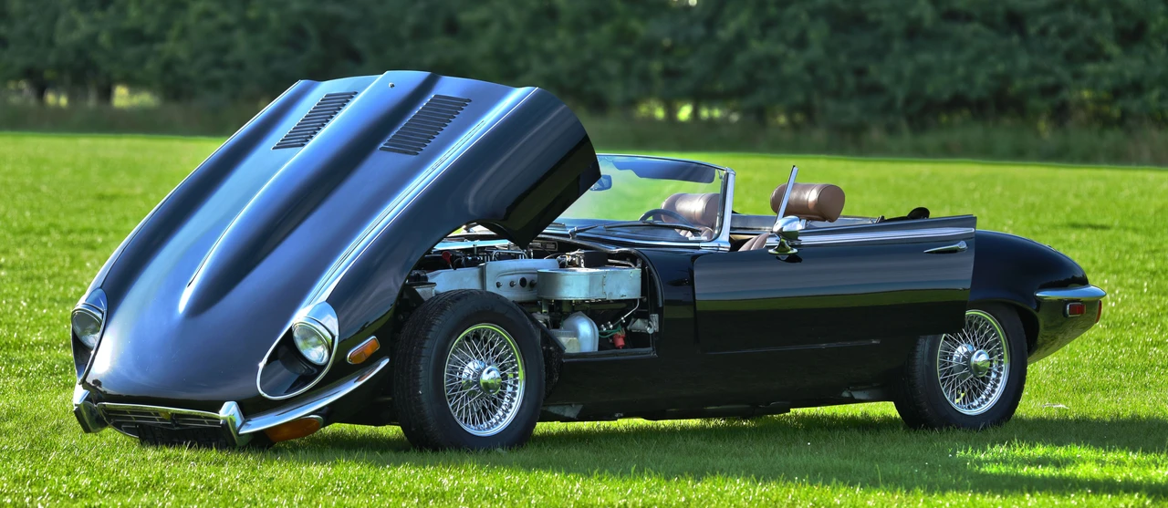 1972 Jaguar E-Type Series 3 V12 - Image 2 of 19
