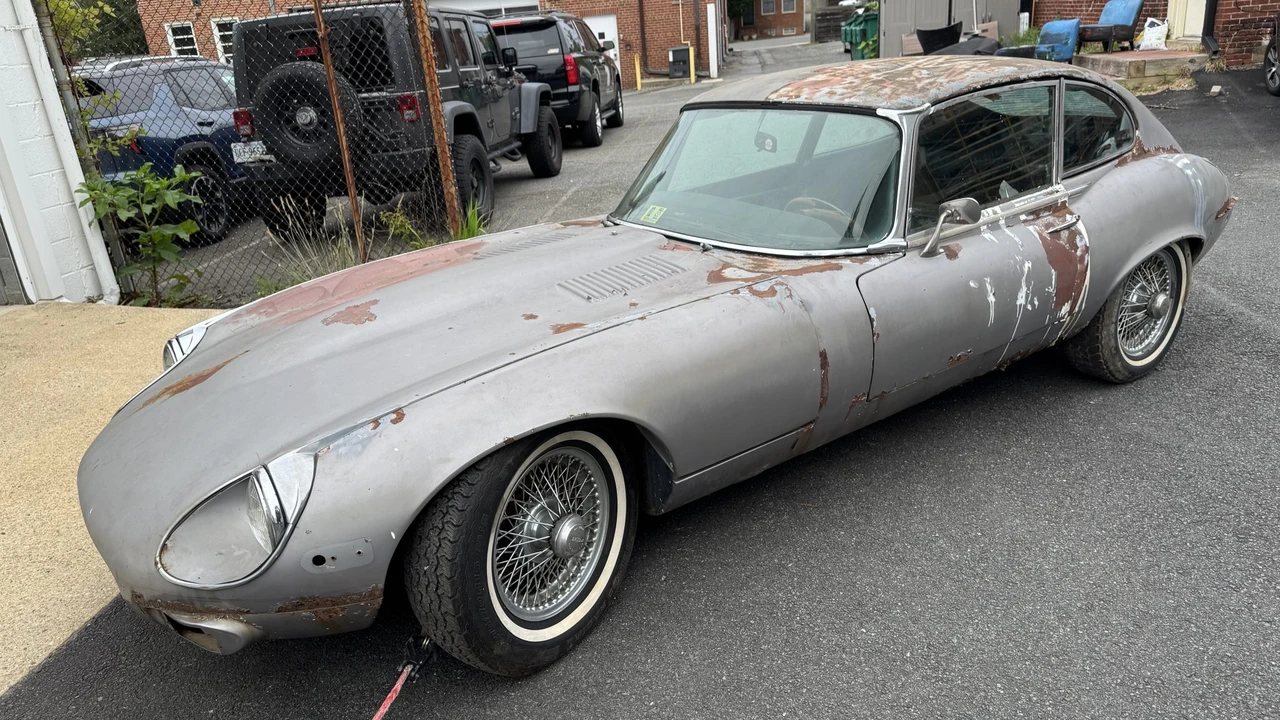 1972 Jaguar E-Type Series 3 V12 2+2 - Image 2 of 31